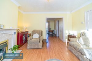 Sitting Room- click for photo gallery